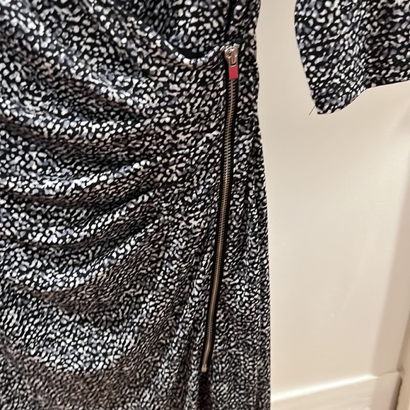 Express Print Dress - size XS/TP - Picture 4 of 9